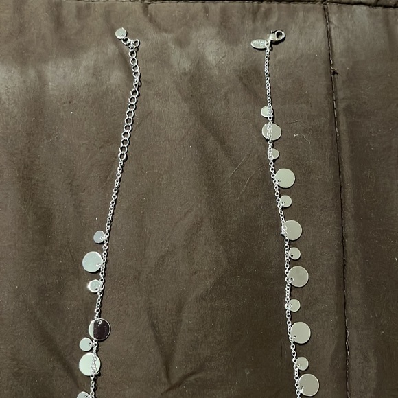Lia Sophia silver necklace. - Picture 3 of 4